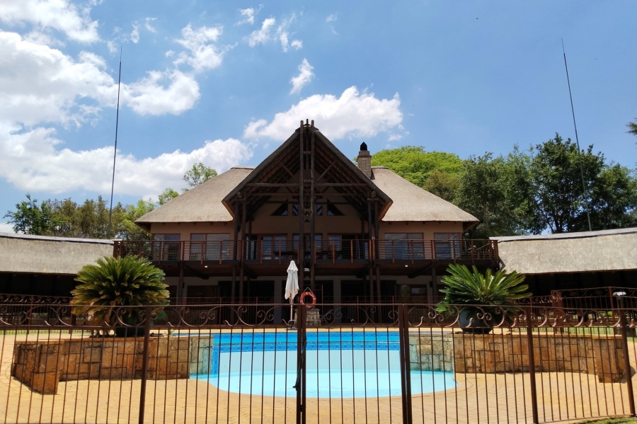 8 Bedroom Property for Sale in Kshane North West